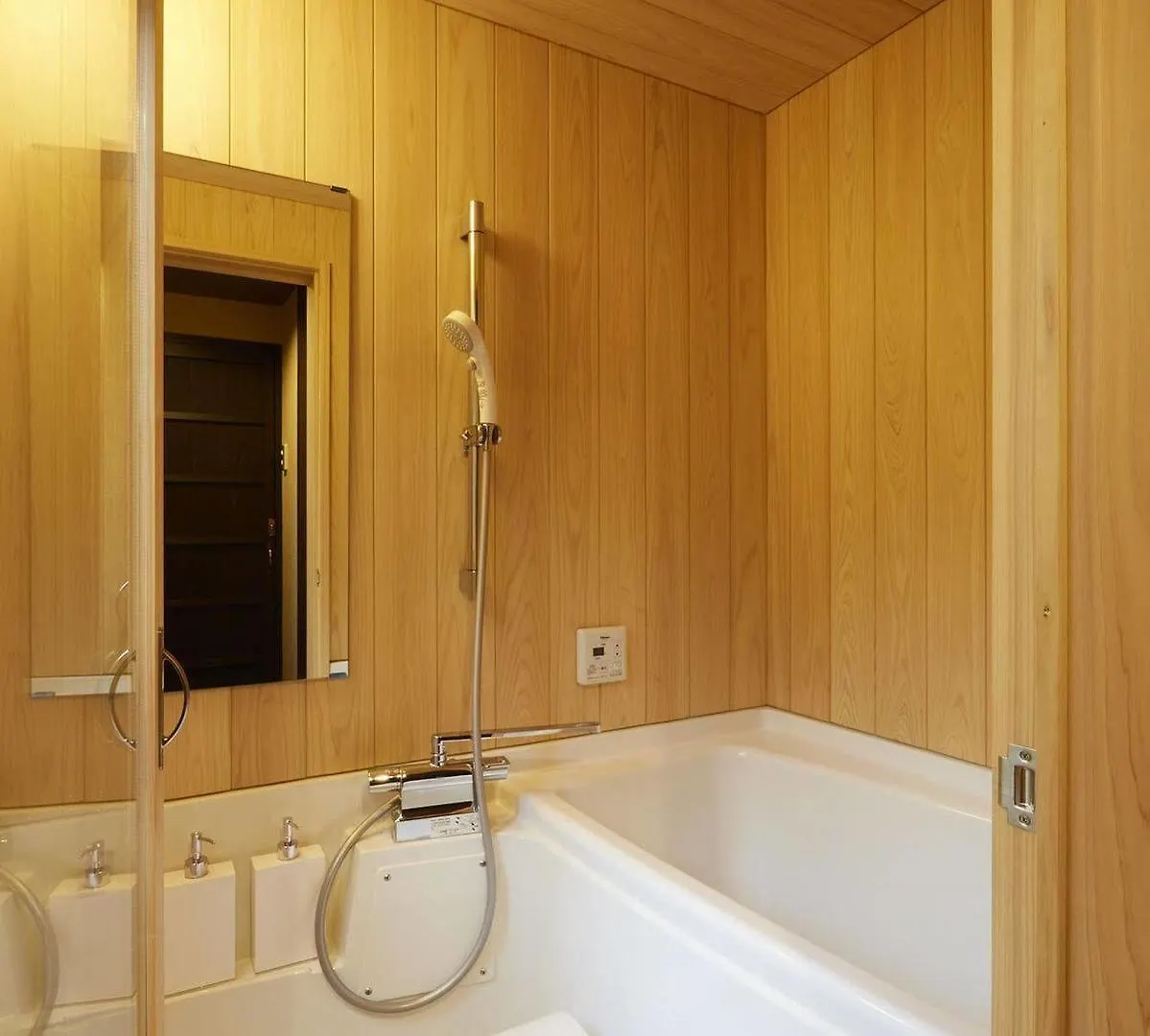 Holiday home Rinn Kujofujinoki West Kyoto